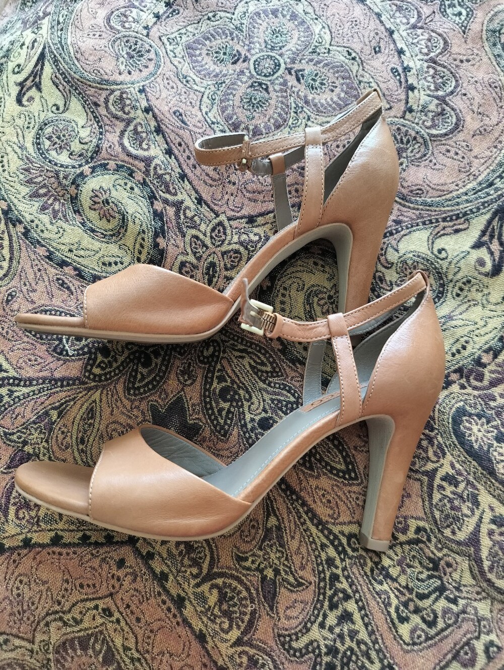 ECCO Women's 39/8-8.5 Shape 65 Tan Leather T-Strap Heeled Sandals - Picture 10 of 11